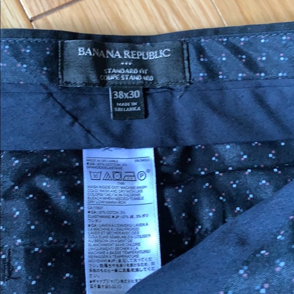 Banana Republic men’s chino - Picture 2 of 2